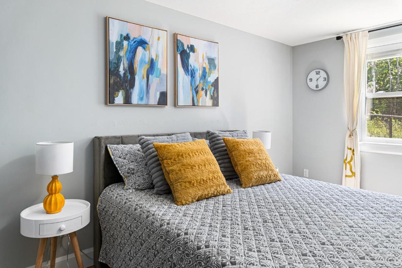 One Bedroom Apartment Moncton North ! Exterior photo
