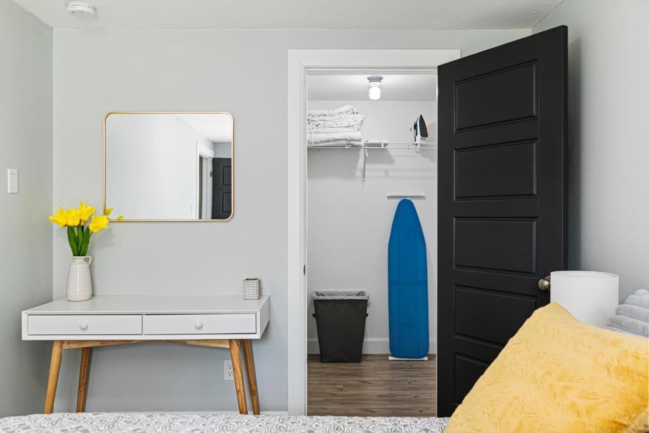 One Bedroom Apartment Moncton North ! Exterior photo